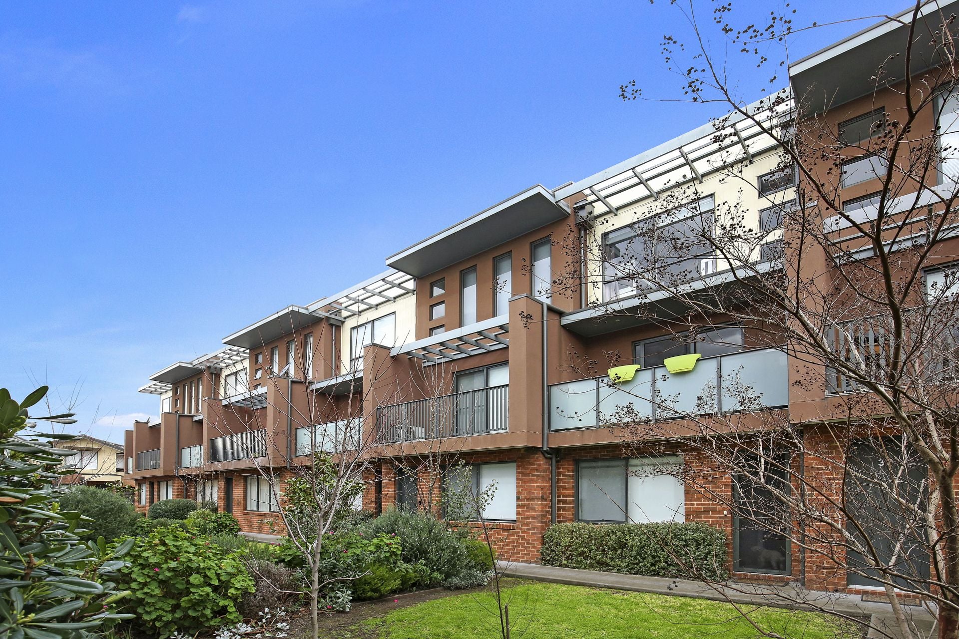THREE LEVELS OF IMPRESSIVE LIVING