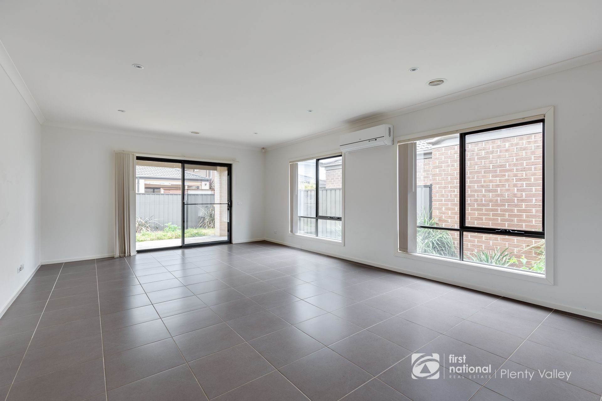 12 Dalziel Drive Mernda, Mernda - Thumbnail 4