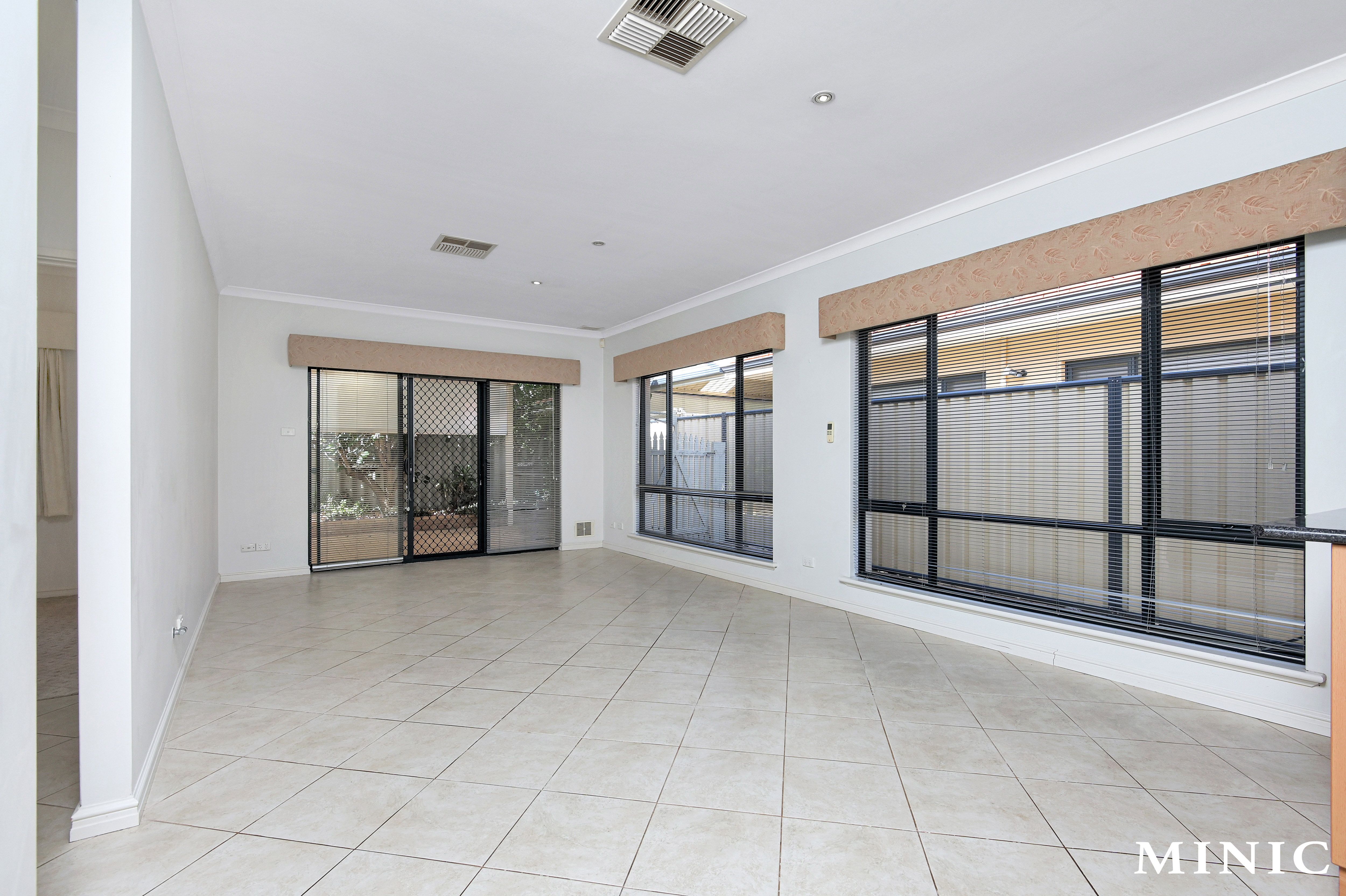 Real Estate For Sale 13A Corona Crescent Cannington , WA