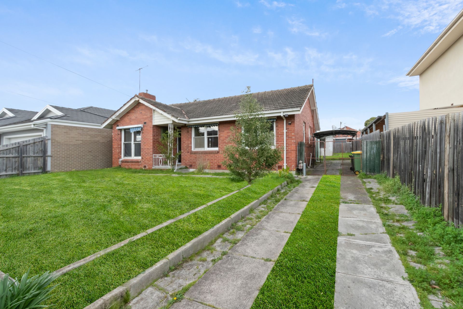Large, two bedroom home in perfect location!