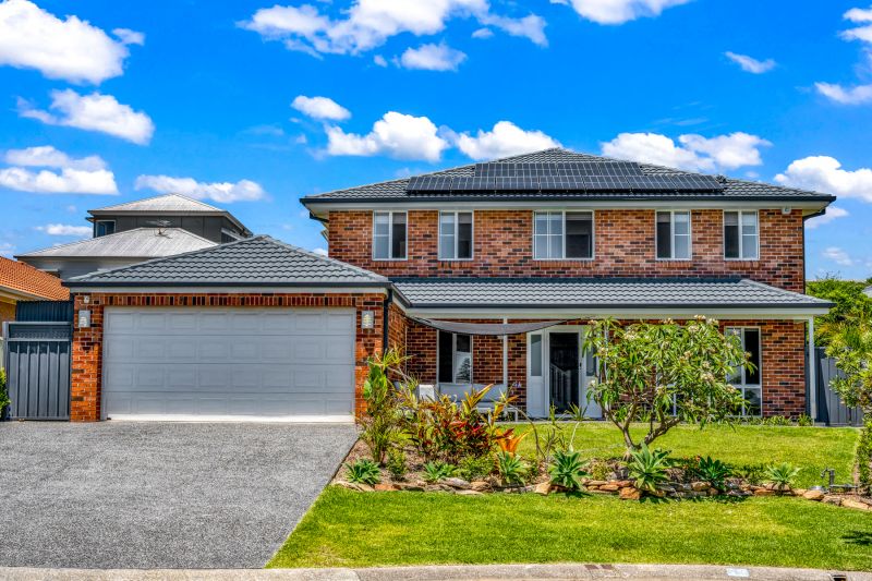 12 Clipper Close, Caves Beach - Thumbnail 8