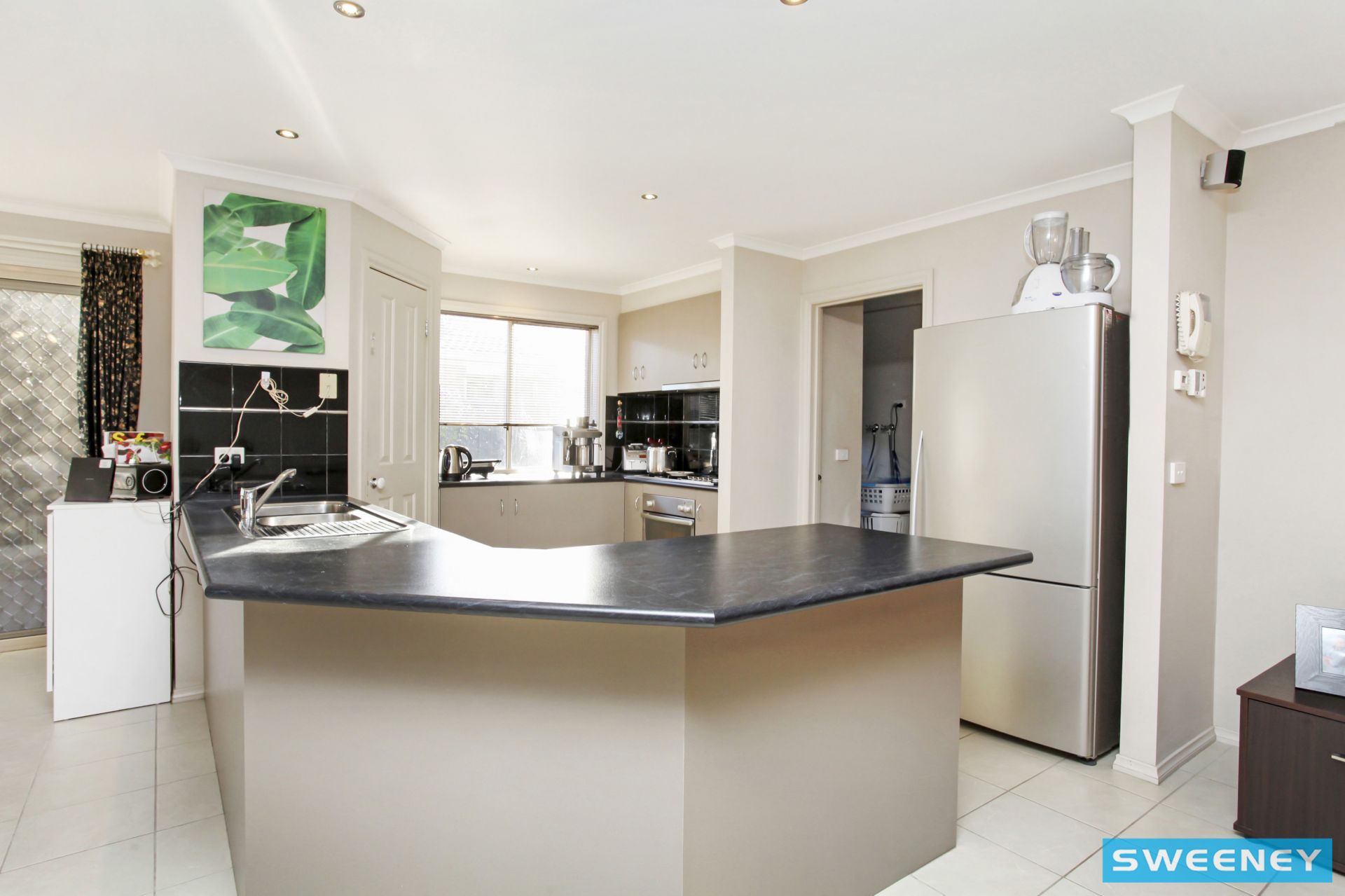 2 Hessing Green, Caroline Springs - Thumbnail 4