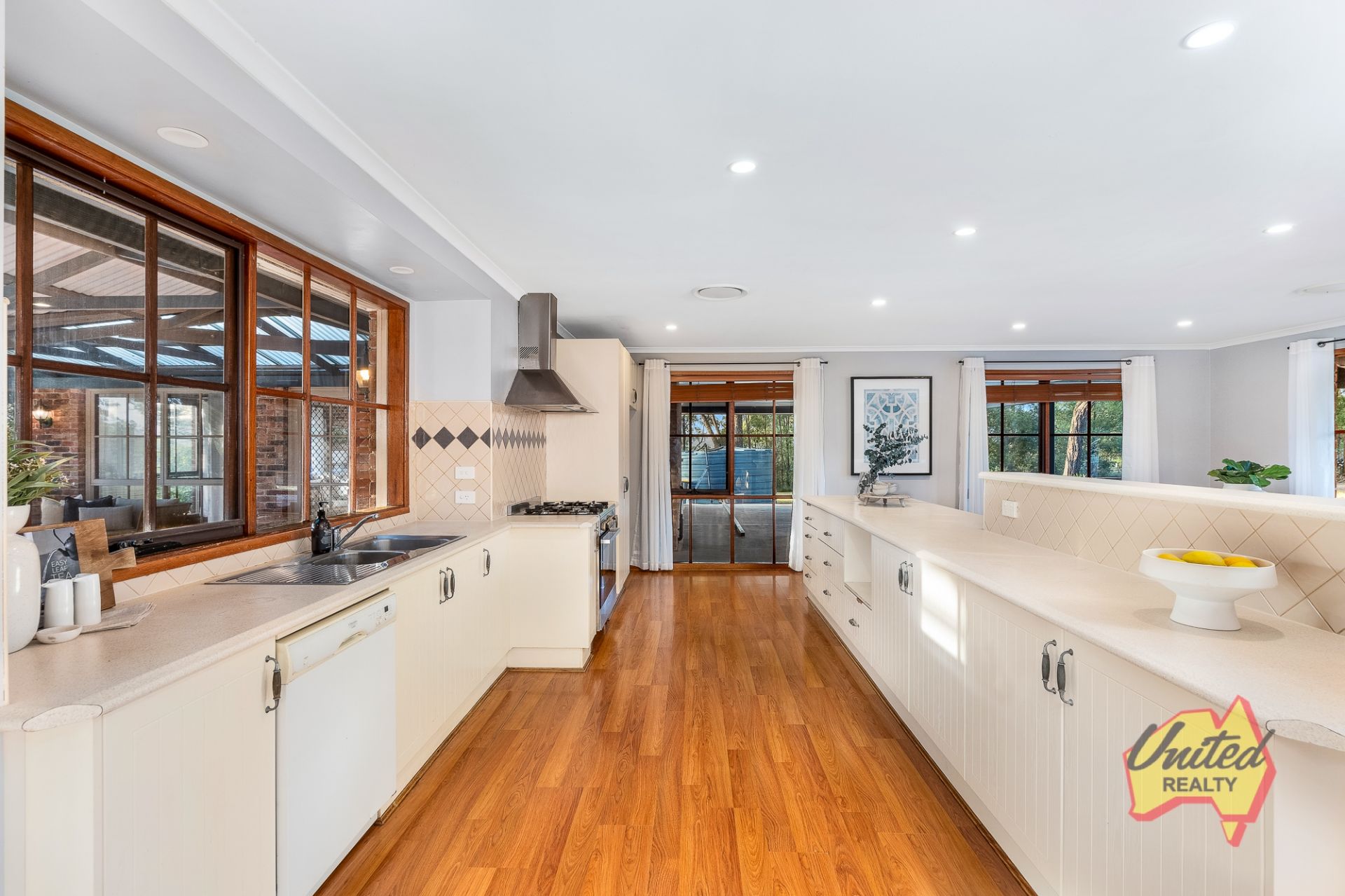 10 Glenworth Place, Theresa Park United Realty