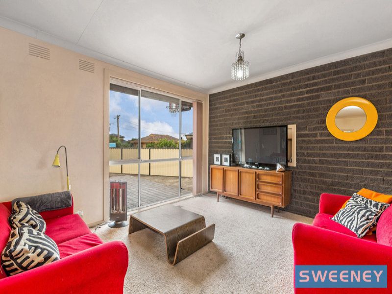 9 Carruthers Court, Altona - Thumbnail 6