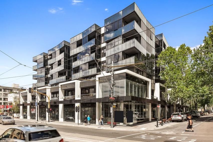 EXQUISITE ELEGANCE IN THE HEART OF SOUTH YARRA