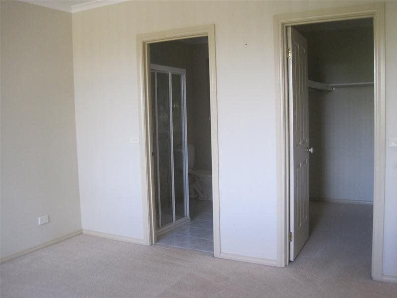 Spacious home in a brilliant location!