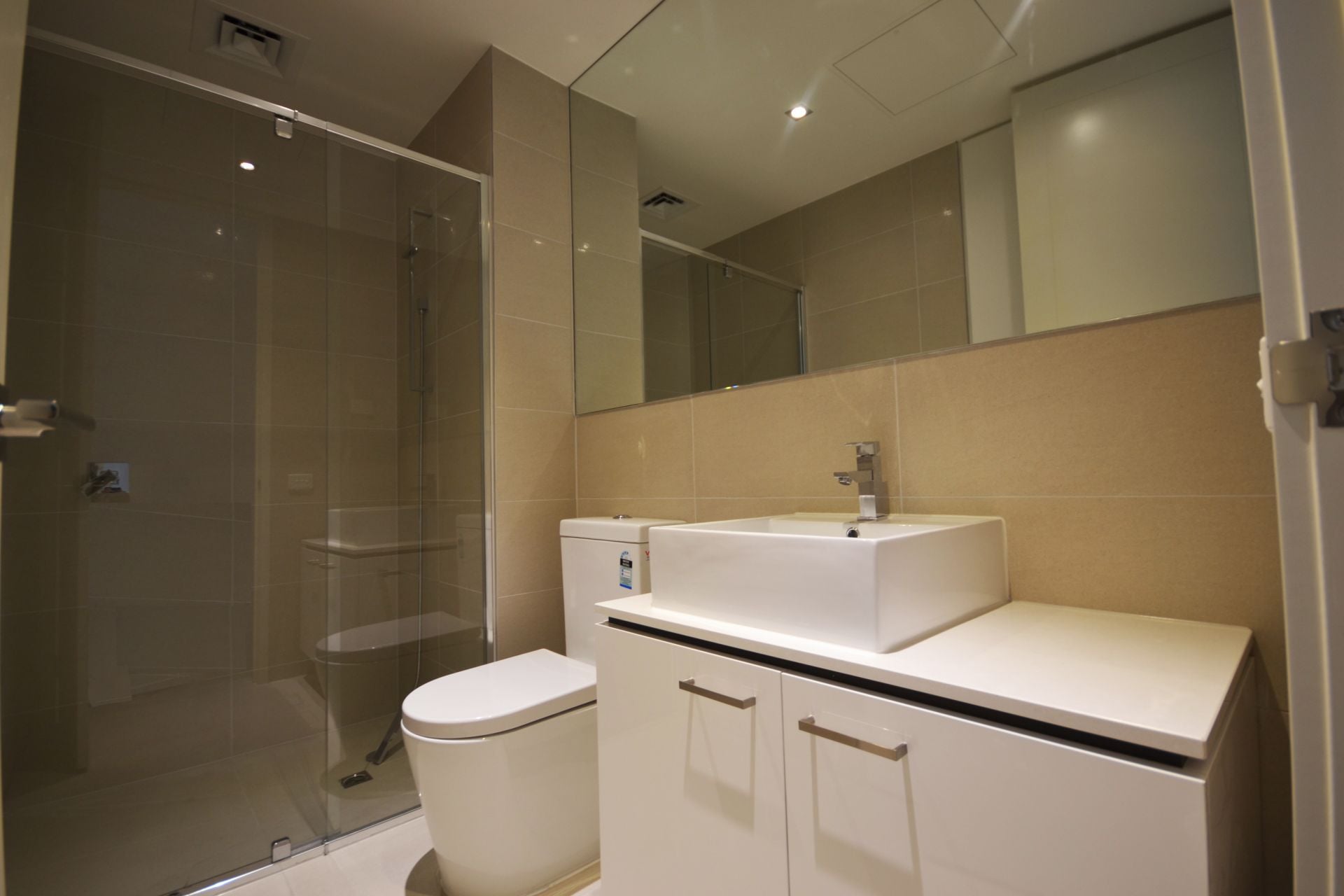 LOW MAINTENANCE LIVING IN A PRIME LOCATION