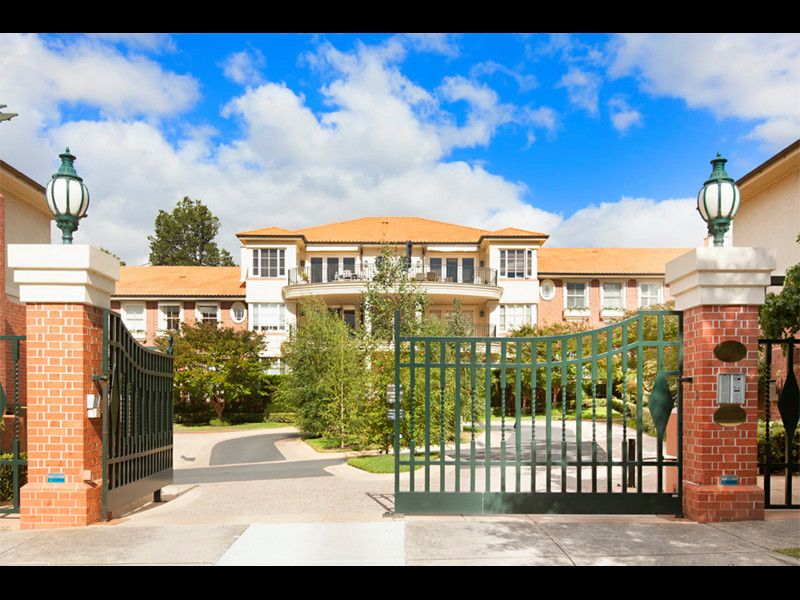 1/12 Copelen Street, South Yarra - Thumbnail 2