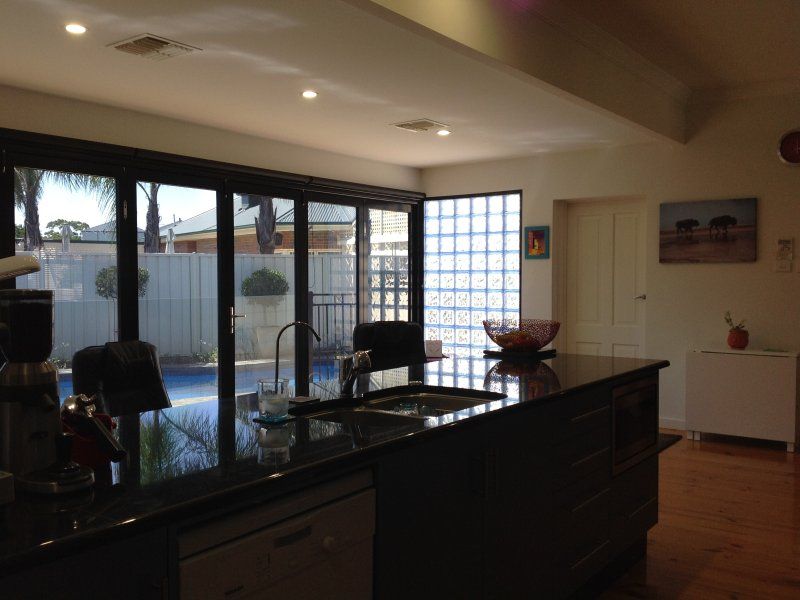 18 Whiteleaf Crescent Glengowrie 5044