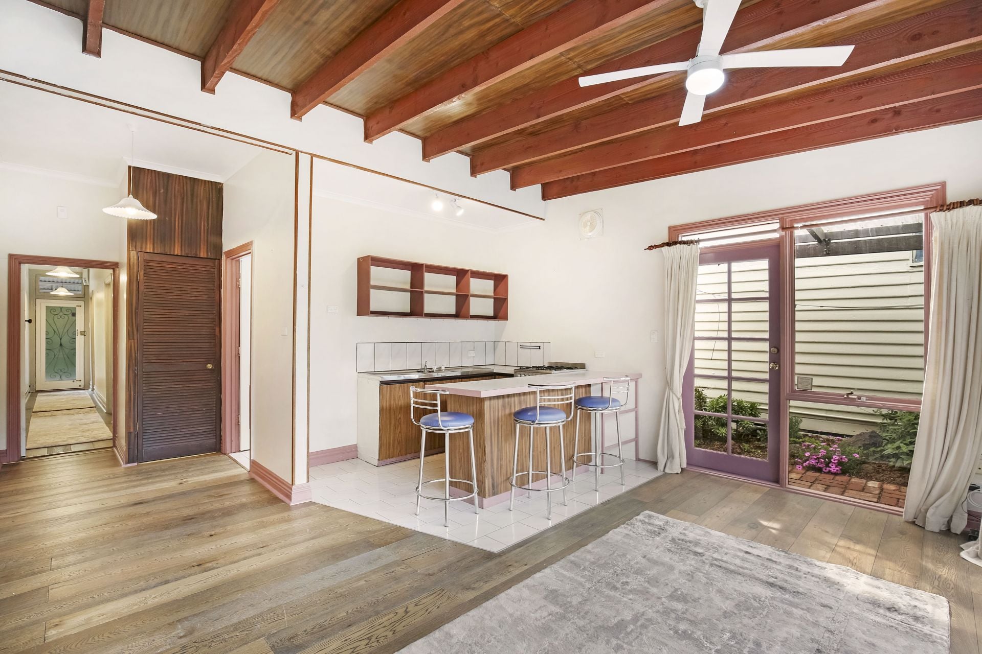 Spacious 2 Bedroom House!