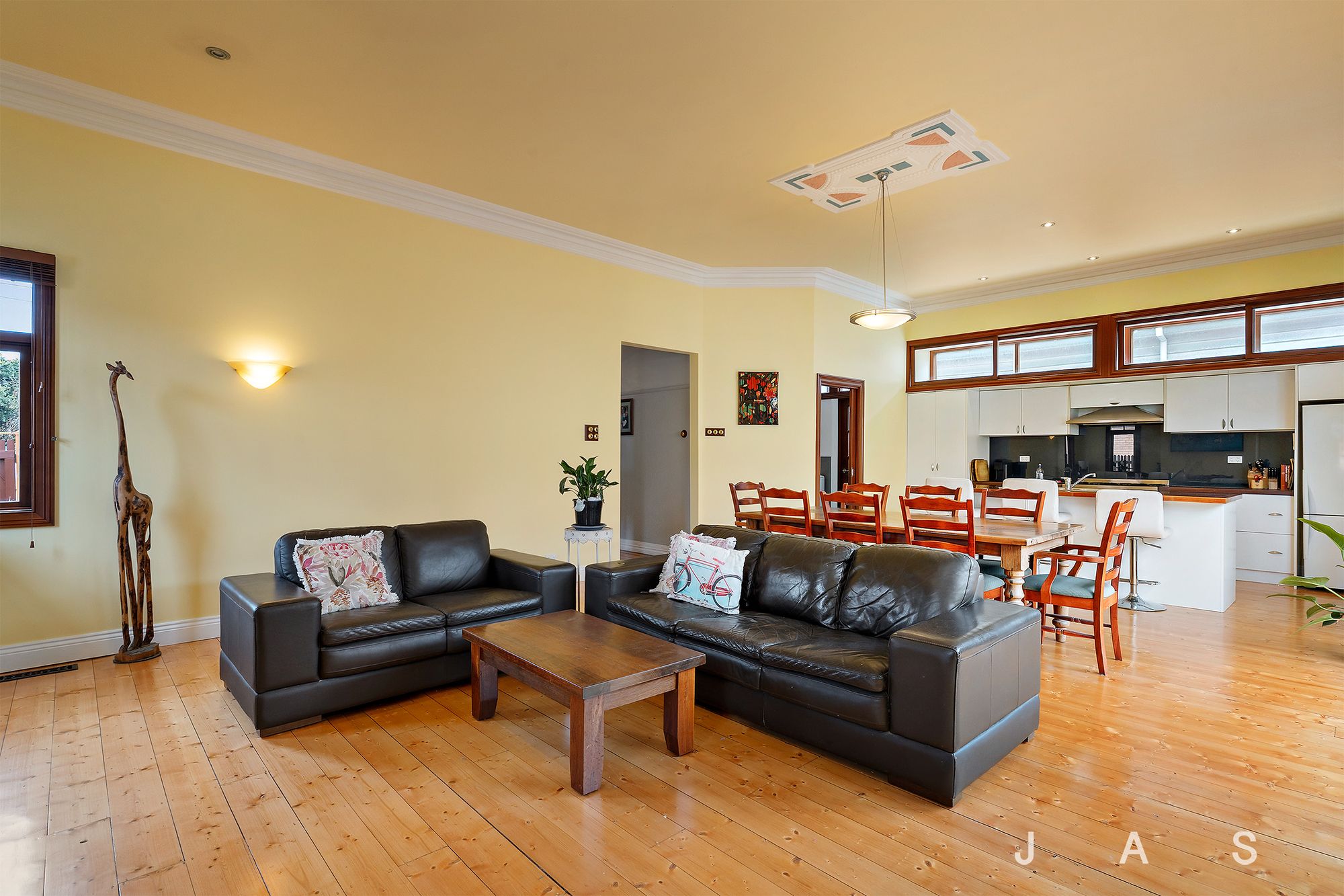 77 Queensville Street, Kingsville, Kingsville - Thumbnail 4