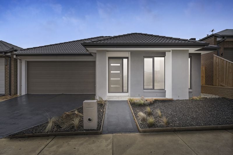 11 Southerly Drive, Mernda