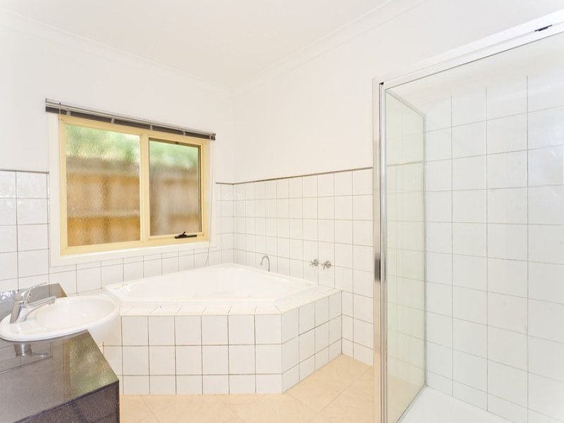2/62 Cawood Street, Apollo Bay - Thumbnail 7