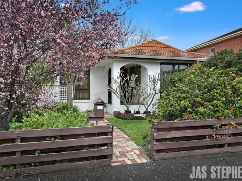 17 Yarra Street WILLIAMSTOWN VIC, Williamstown - Thumbnail 2