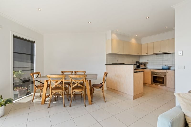 18/42-44 Clarendon Street, Thornbury