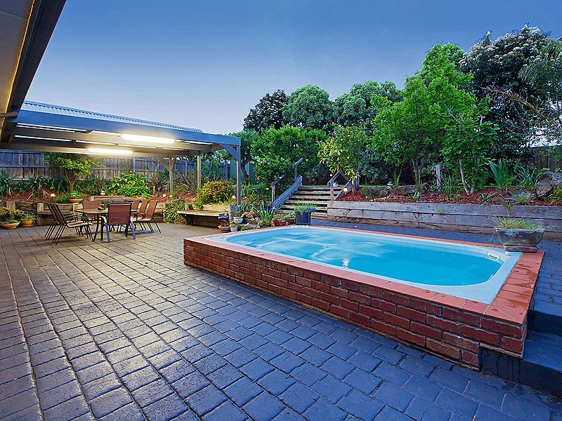 13 Larwood Close, Avondale Heights - Thumbnail 5