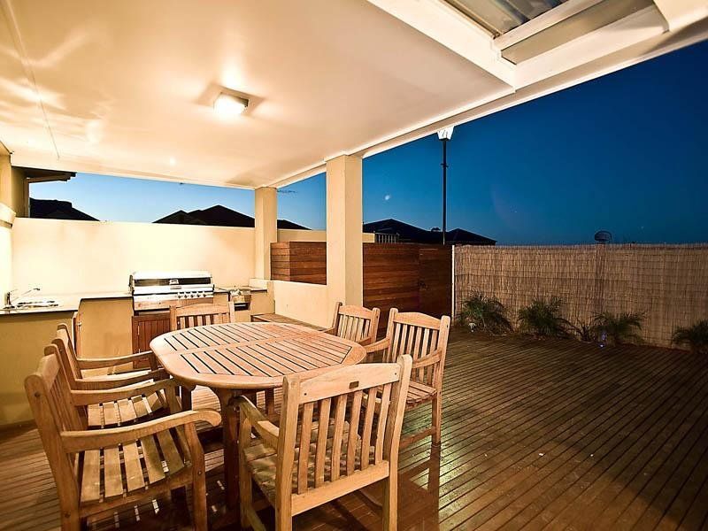 6 Finsbury Close, Caroline Springs - Thumbnail 4