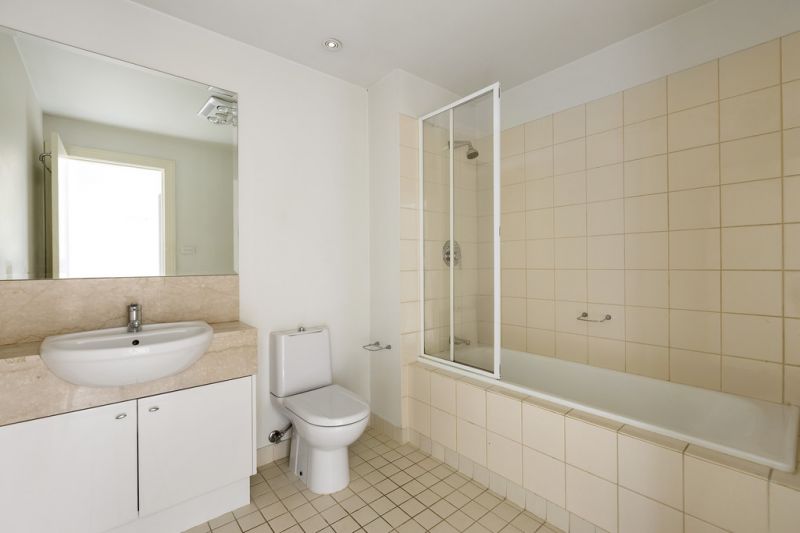 18/912 Glenferrie Road, Kew - Thumbnail 6