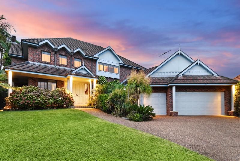 12 The Cloisters, St Ives