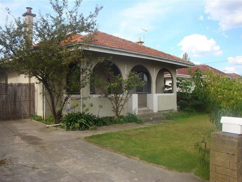 28 Cuthbert Road, Reservoir