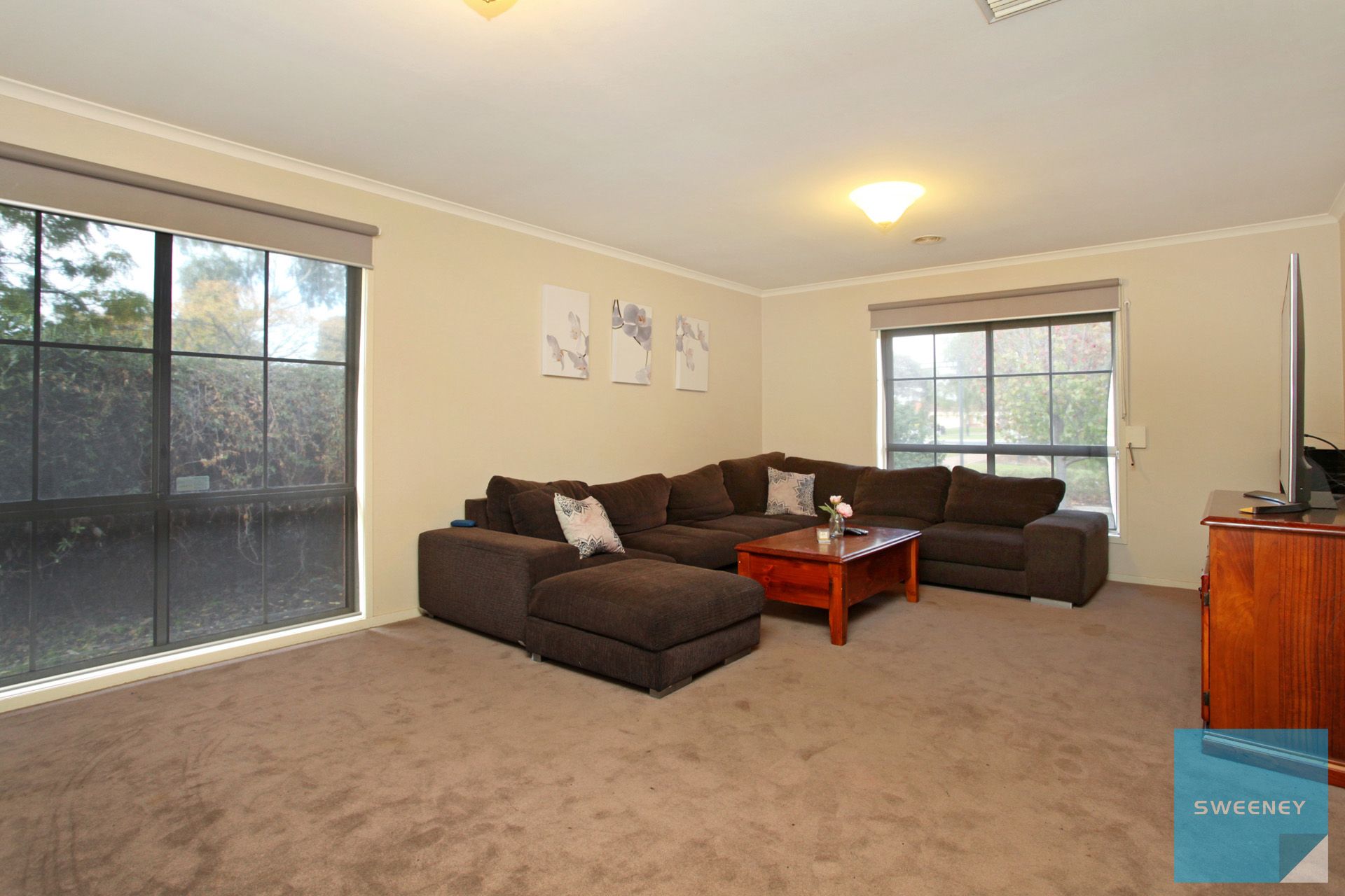 2 Northampton Crescent, Caroline Springs - Thumbnail 8