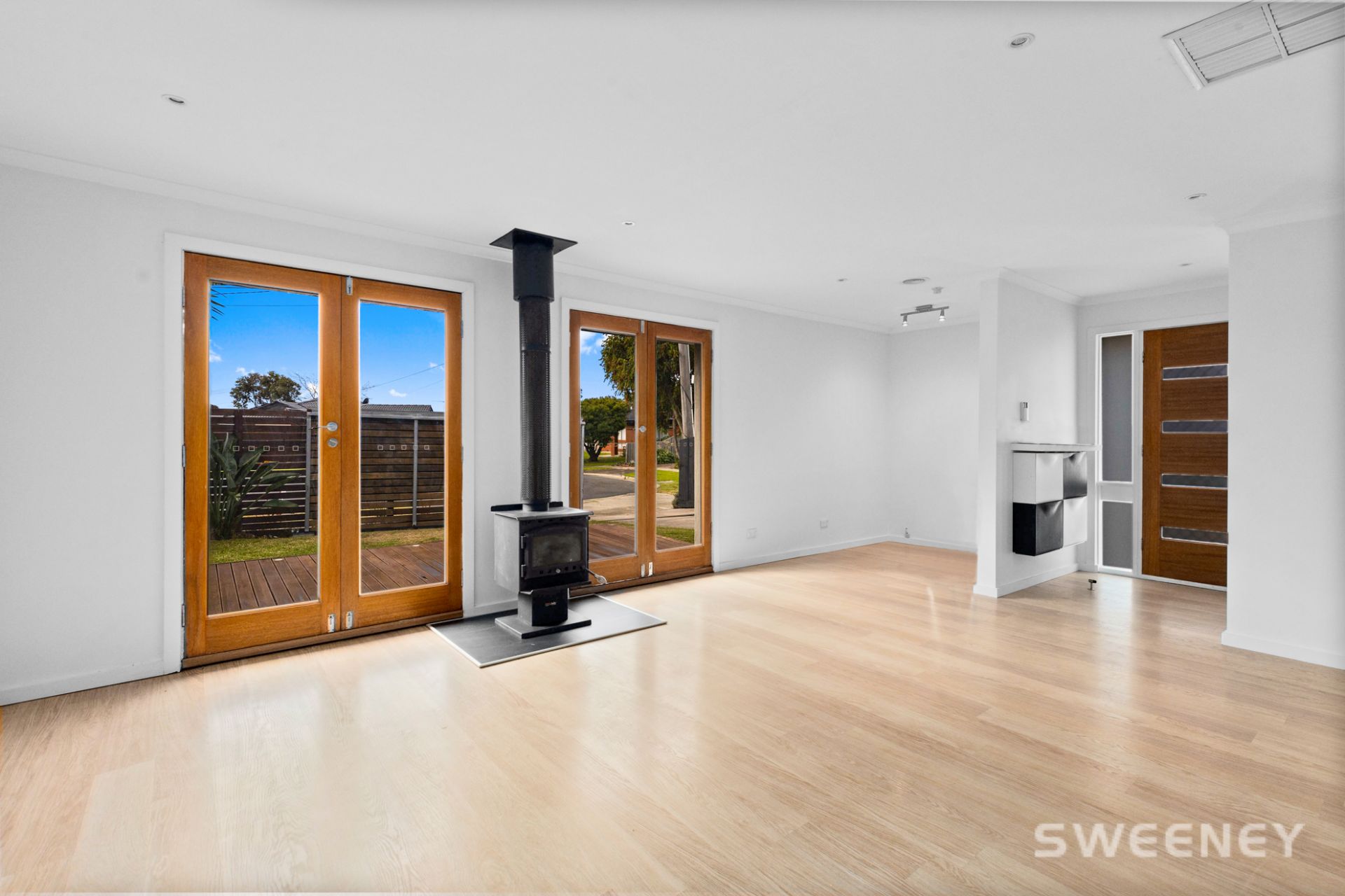 8 Wiltshire Court, Altona Meadows - Thumbnail 8