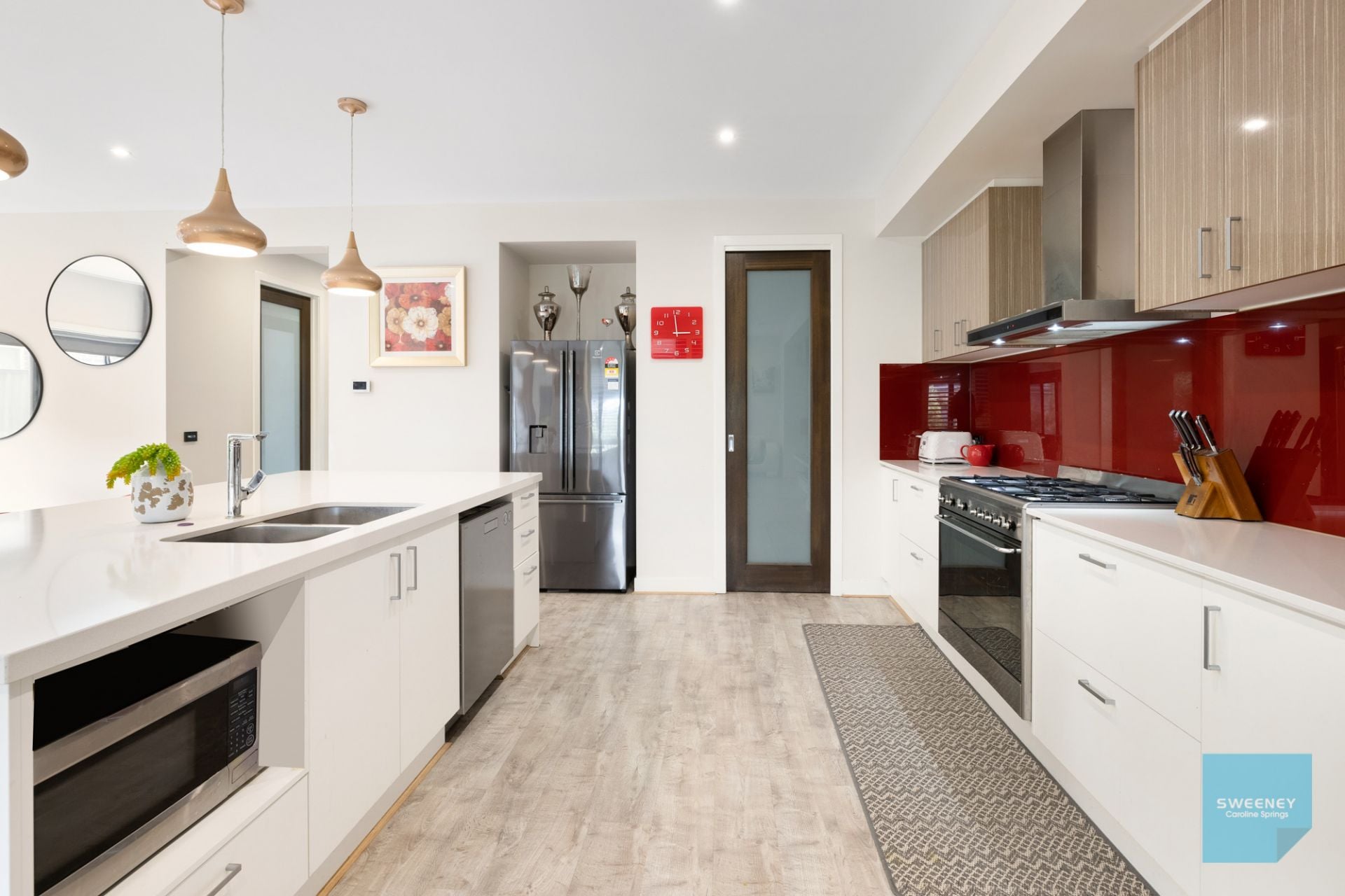 63 Orbis Avenue, Fraser Rise - Thumbnail 5