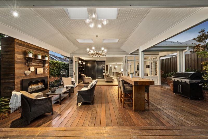 51 Essex Road, Surrey Hills - Thumbnail 2