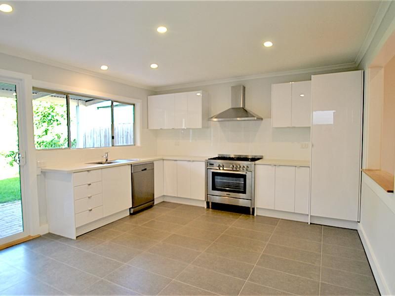 8 Osborne Street, Brunswick - Thumbnail 3