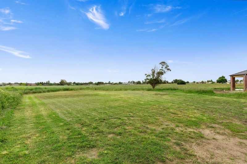 17 Billy Court COLAC VIC, Colac - Thumbnail 2