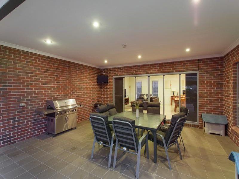 23 Ashbury Grove, Hillside - Thumbnail 7