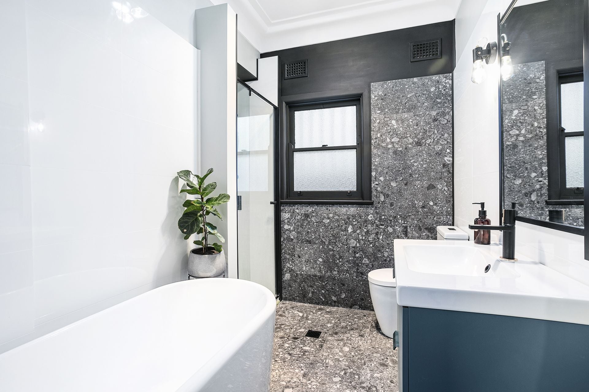 126 Waratah Street Sutherland NSW, Sutherland - Thumbnail 4