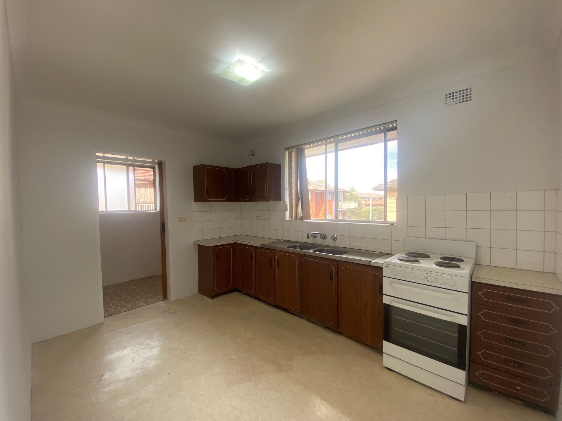 Real Estate For Lease 10/1517 The Trongate Granville , NSW