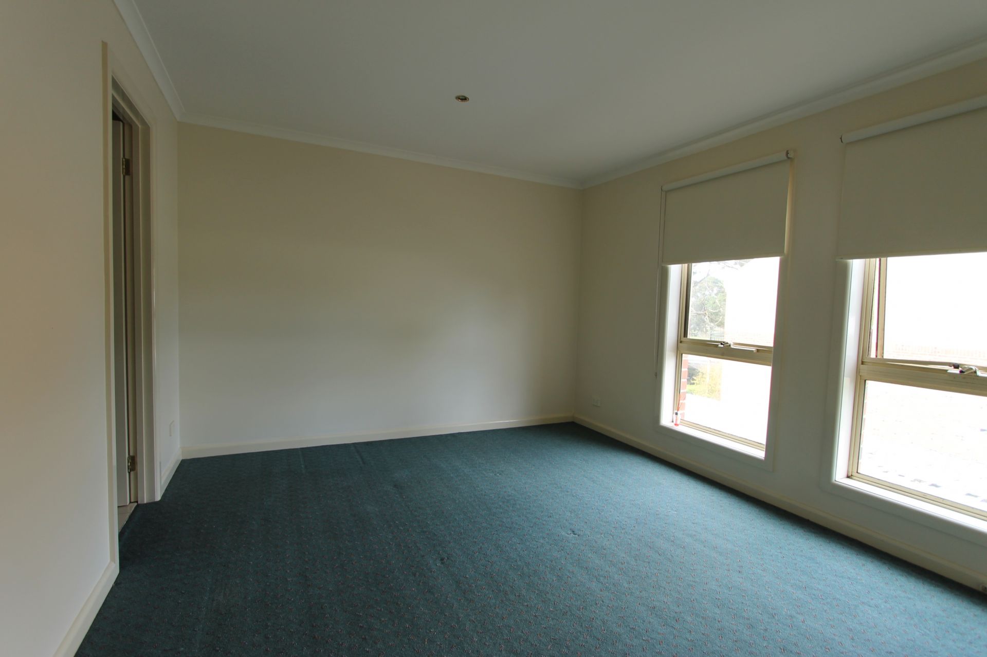 IF LOCATION IS WHAT YOU NEED, LOOK NO FURTHER!!!