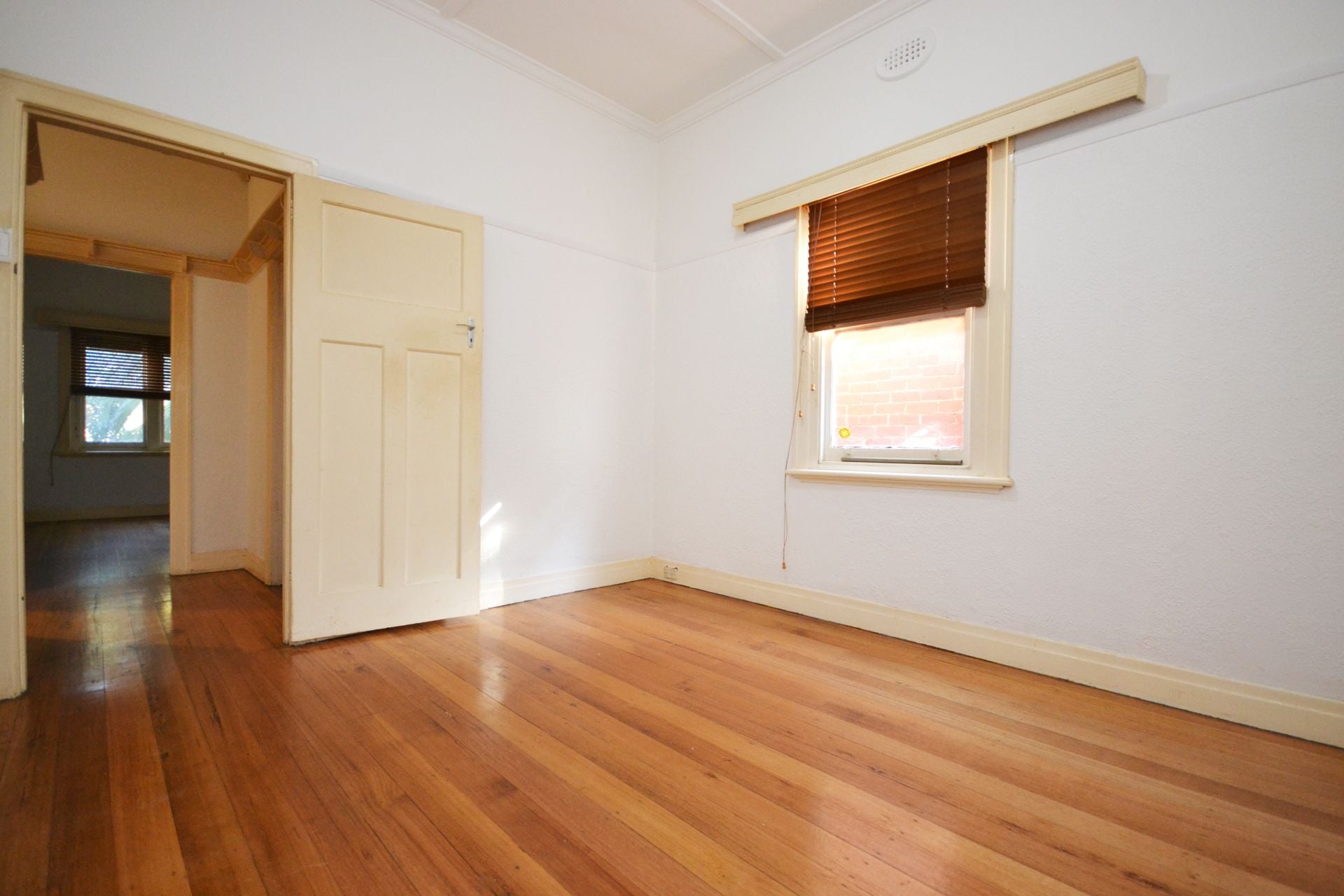 PERIOD CHARM IN AN IDEAL LOCATION