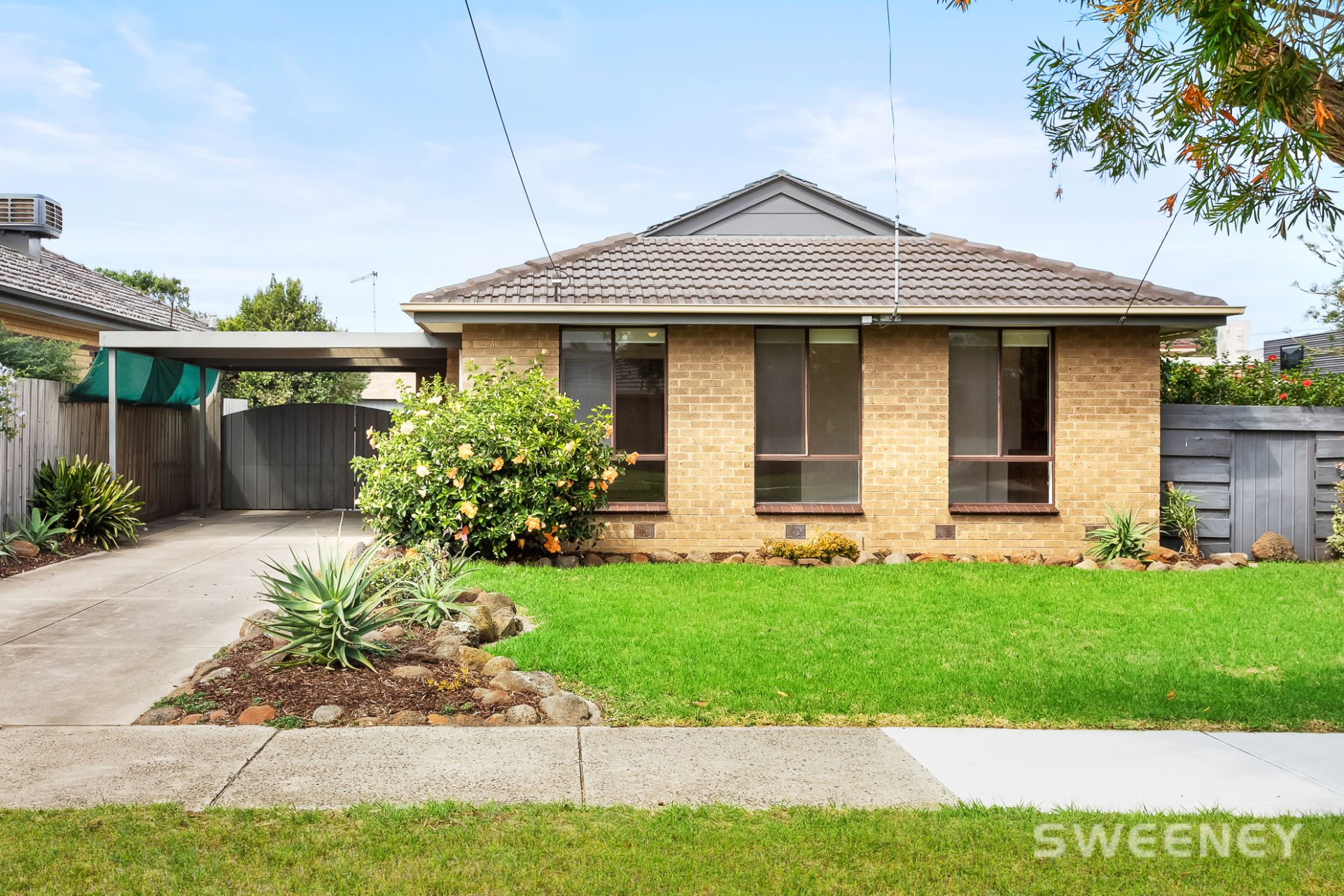 15 James Avenue, Seaholme - Thumbnail 2