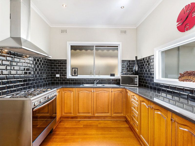 232 Mason Street, Altona North - Thumbnail 3