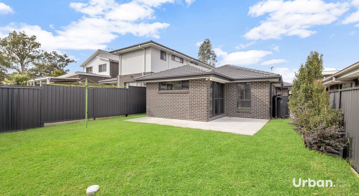 Box Hill 32 Blazer Street