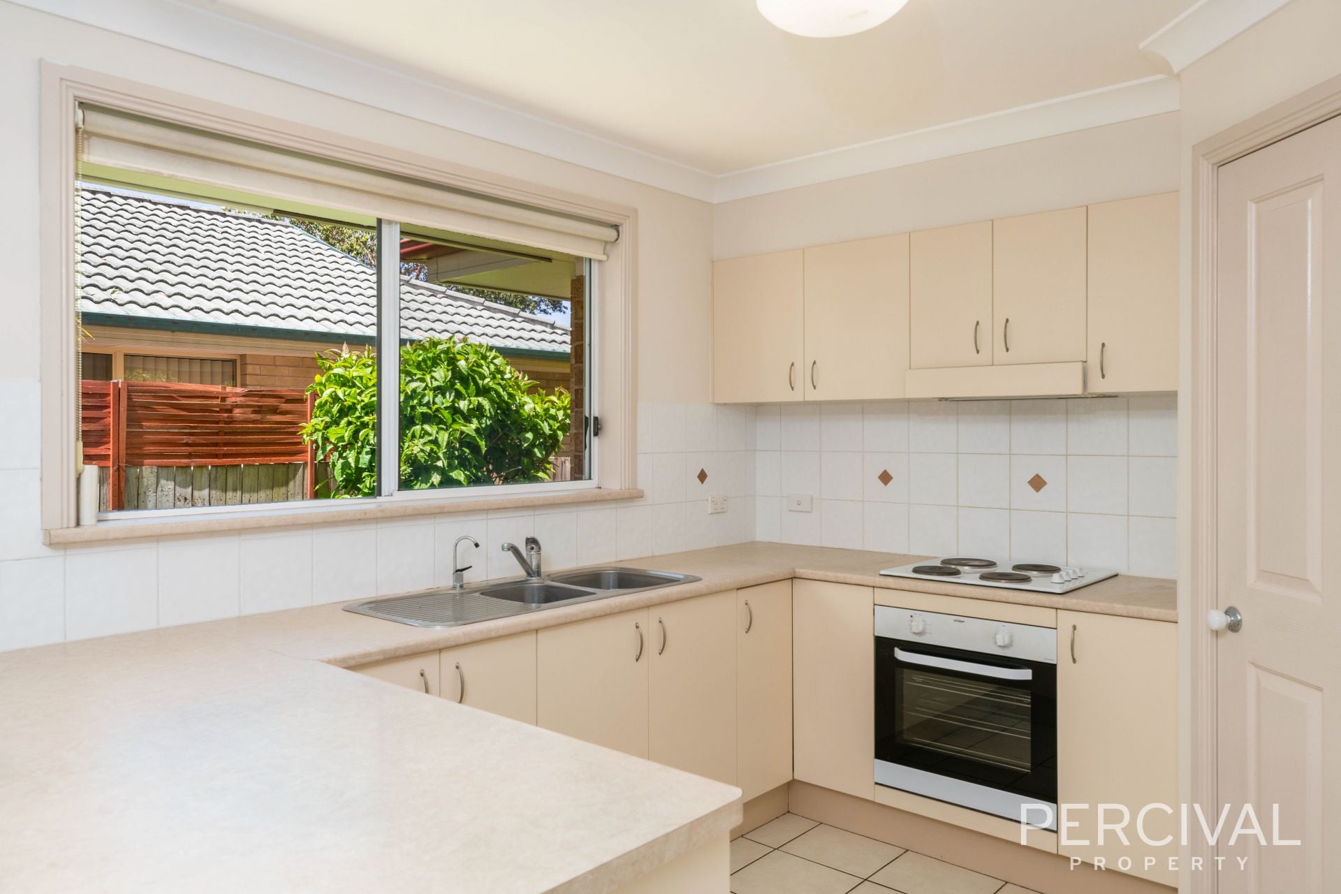 36 Deakin Close Port Macquarie NSW, Port Macquarie - Thumbnail 2