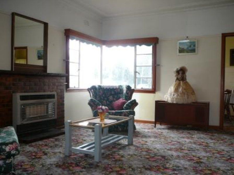 56 Millers Road, Seaholme - Thumbnail 4