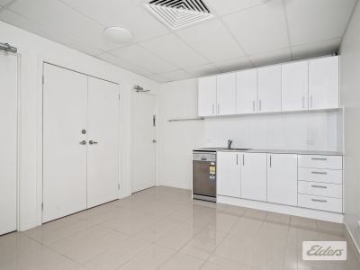 REFURBISHED OFFICE, PLENTY OF CAR PARKS!