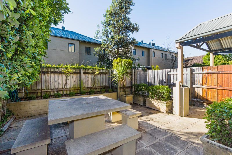 Leafy Leichhardt Townhouse