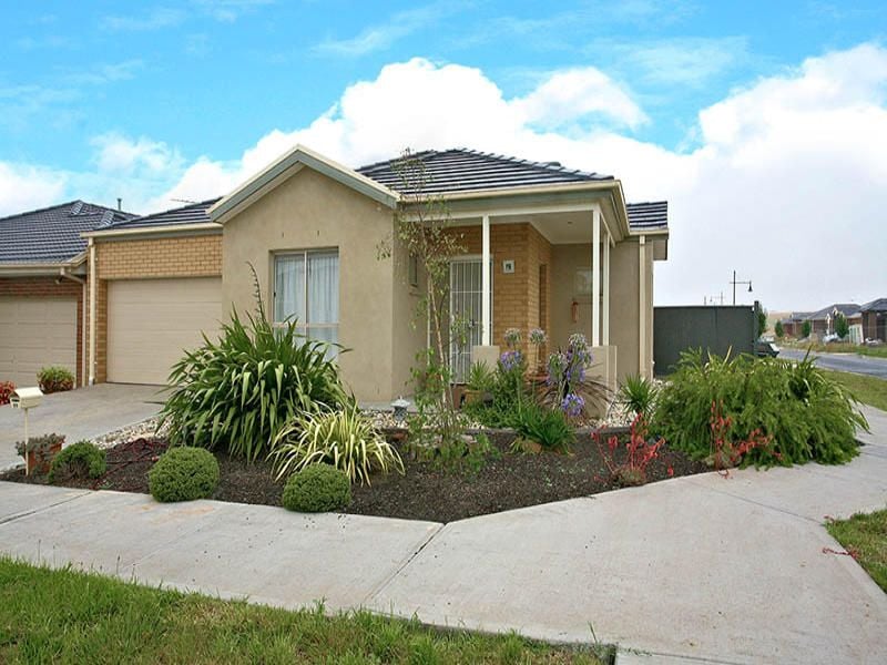 44 Riordan Crescent MERNDA, Mernda - Thumbnail 3