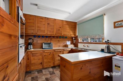 3
 
 
 
  
 
 
 1
 
 
 
  
 
 
 1
 
 
 
 
 
 
 
 3 Camelia Place, Devonport TAS 7310, Devonport - Thumbnail 6