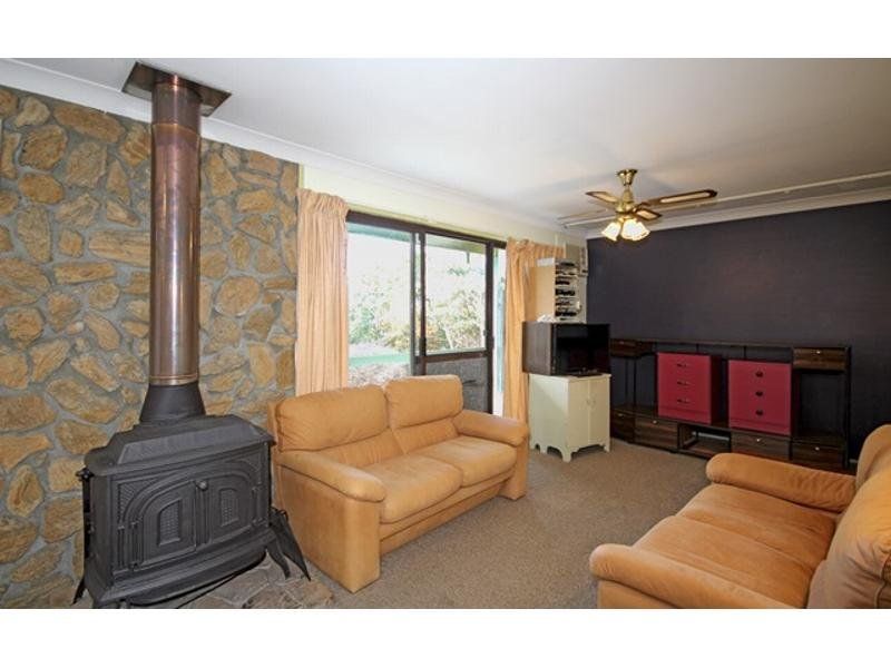 15 Waratah Street, Bowen Mountain - Thumbnail 6