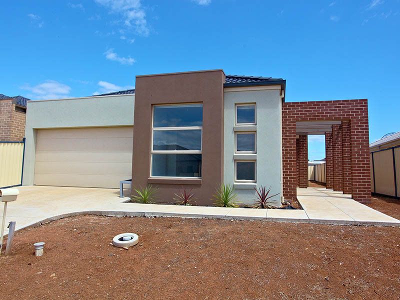 23 Manny Paul Circuit, Burnside Heights - Thumbnail 2