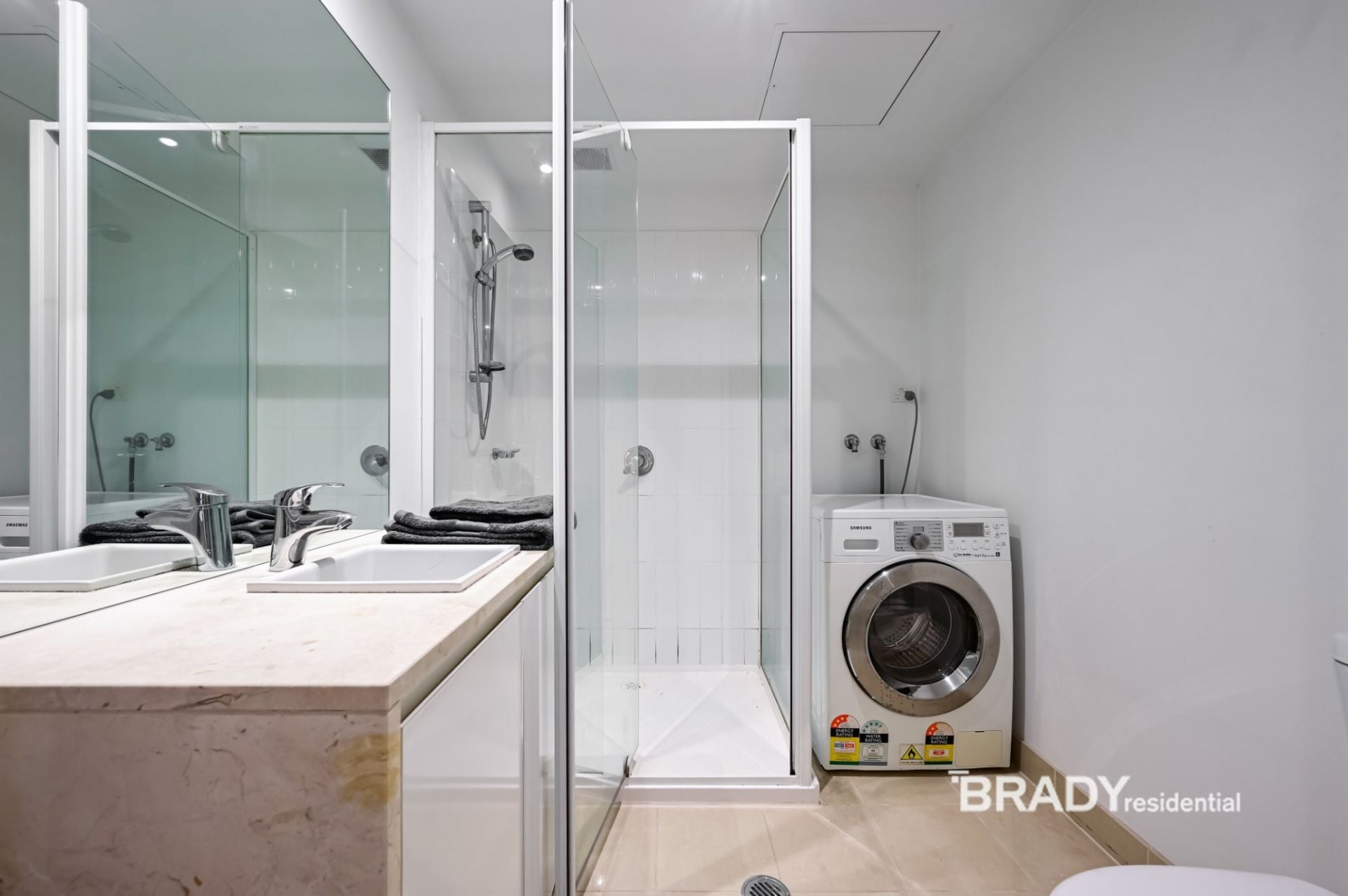 2207/8 Downie Street MELBOURNE VIC, Melbourne - Thumbnail 2