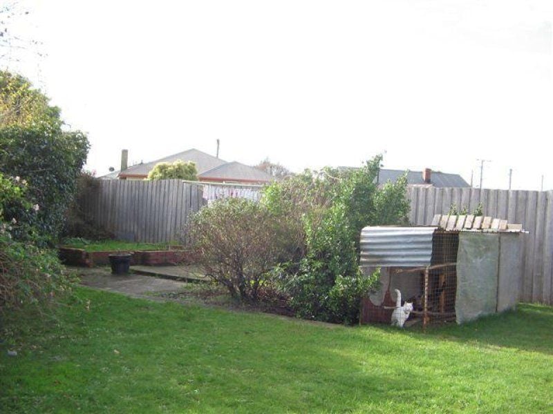 2 Eagling Place, DEVONPORT