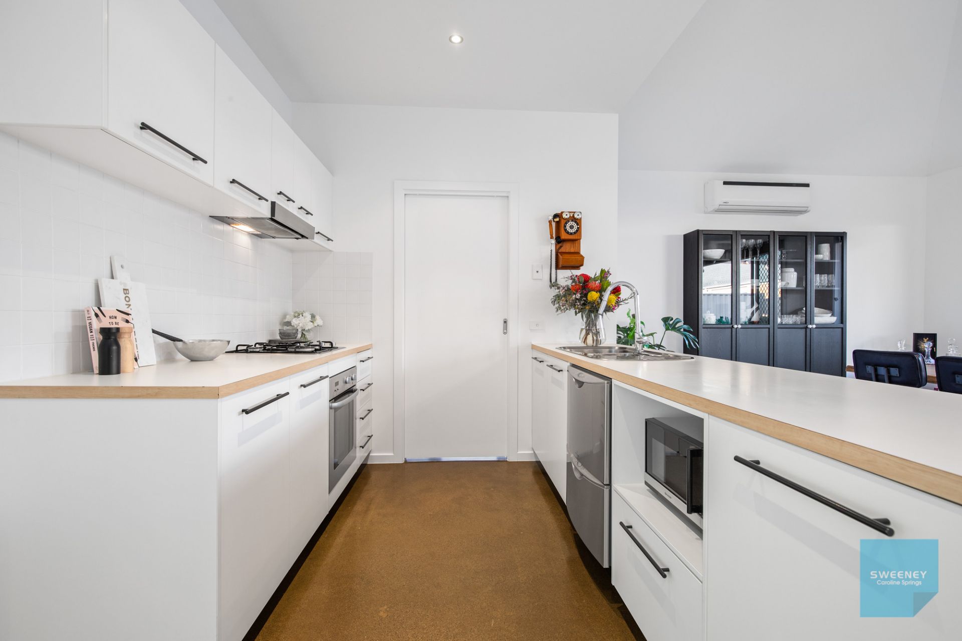 15 Cullen Terrace, Caroline Springs - Thumbnail 8