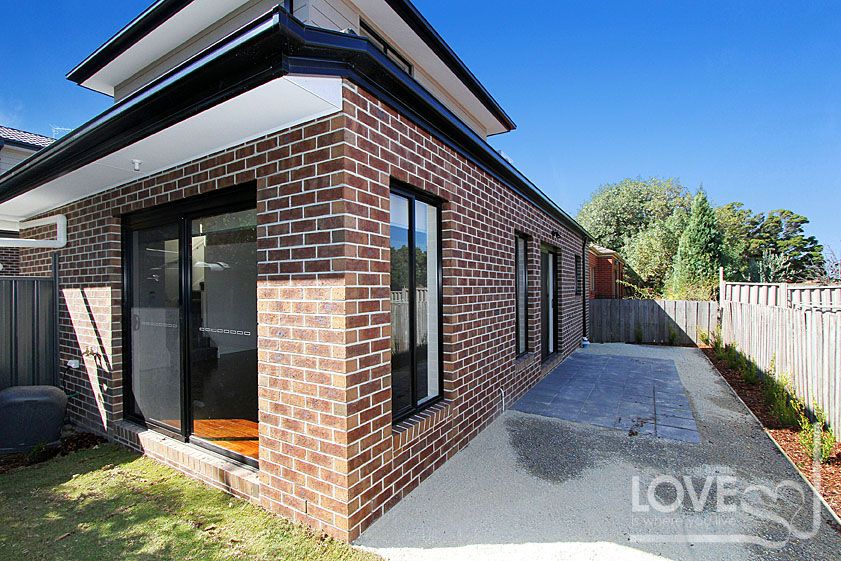 BRAND NEW 3 BEDROOM TOWNHOUSE!
